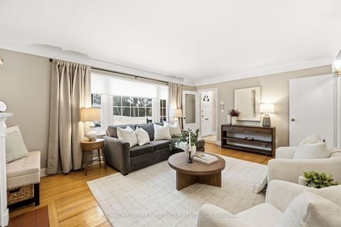 Photo 6 at 98 Sutherland Avenue, O'Neill, Oshawa