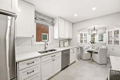 Photo 15 at 98 Sutherland Avenue, O'Neill, Oshawa