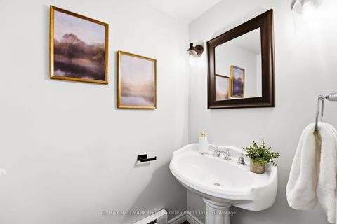 Photo 21 at 98 Sutherland Avenue, O'Neill, Oshawa