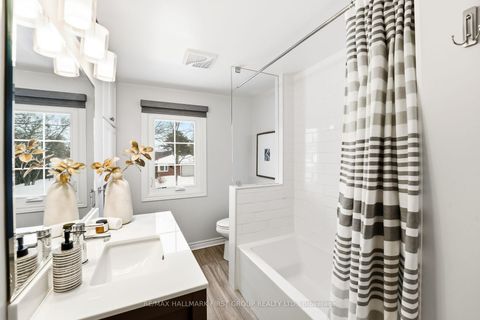 Photo 28 at 98 Sutherland Avenue, O'Neill, Oshawa