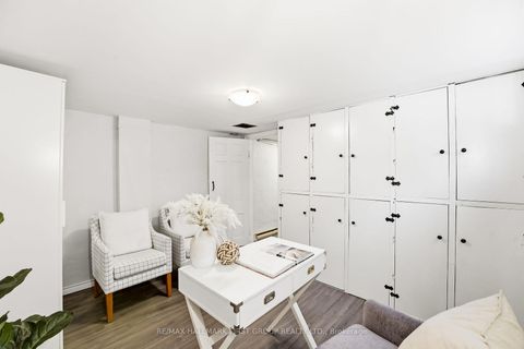 Photo 34 at 98 Sutherland Avenue, O'Neill, Oshawa