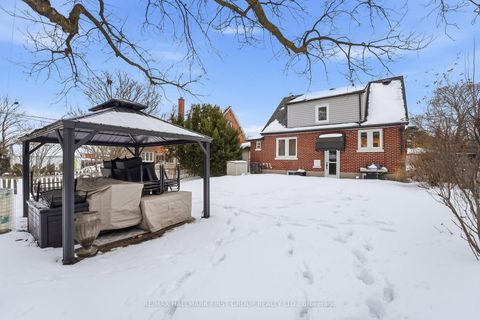 Photo 39 at 98 Sutherland Avenue, O'Neill, Oshawa