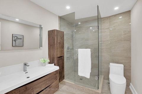 Photo 10 at 4235 17th Side Road, Rural King, King