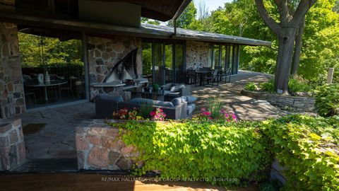 Photo 26 at 4235 17th Side Road, Rural King, King