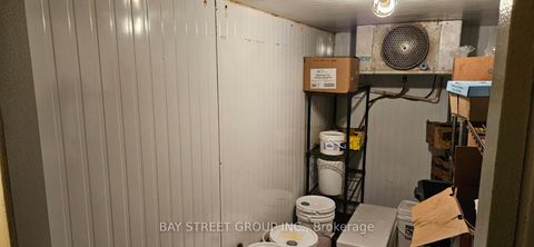 Photo 6 at 1662 Eglinton Avenue W, Belgravia, Toronto