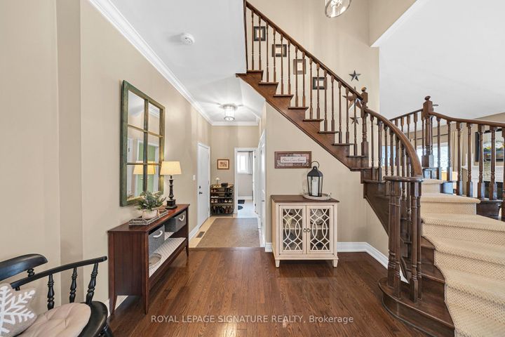 Photo 7 at 473A Oakwood Drive, Rosebank, Pickering