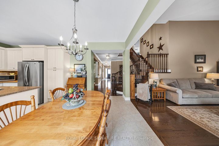 Photo 13 at 473A Oakwood Drive, Rosebank, Pickering