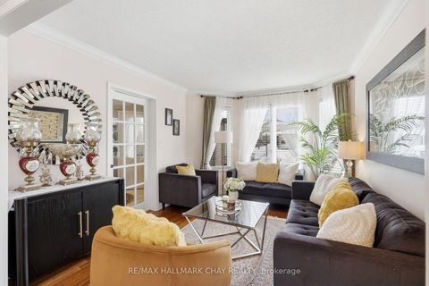 Photo 13 at 9 Grasett Crescent, West Bayfield, Barrie