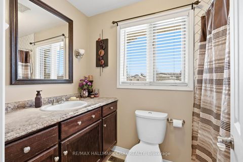 Photo 23 at 9 Grasett Crescent, West Bayfield, Barrie