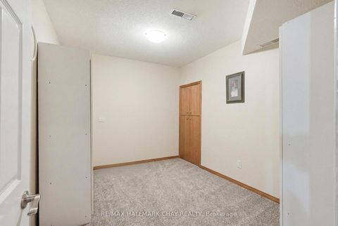 Photo 29 at 9 Grasett Crescent, West Bayfield, Barrie