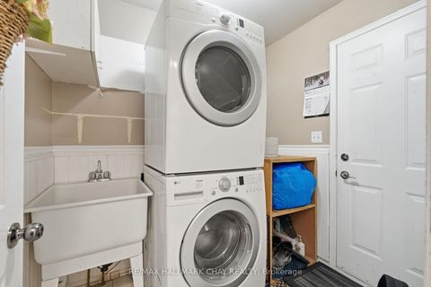 Photo 43 at 9 Grasett Crescent, West Bayfield, Barrie