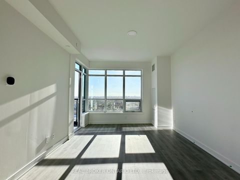 Photo 5 at 1902A - 30 Upper Mall Way, Brownridge, Vaughan