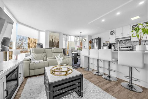 Photo 2 at 908 - 3 Hickory Tree Road, Weston, Toronto