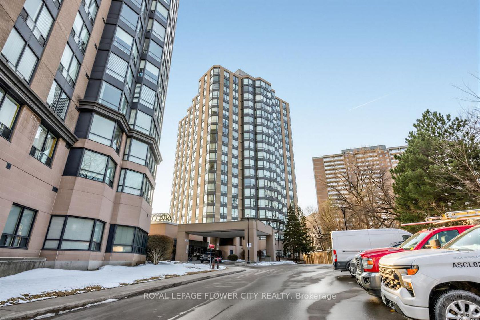 908 - 3 Hickory Tree Road, Weston, Toronto 