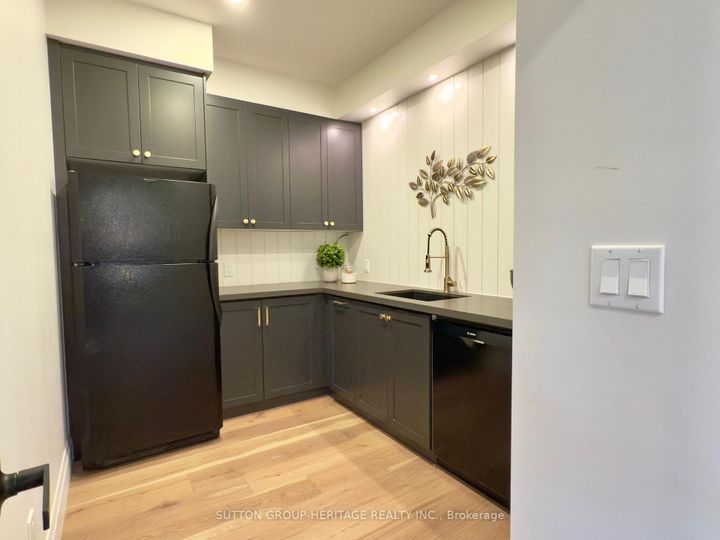 Photo 10 at 16 Coulcliff Boulevard, Port Perry, Scugog