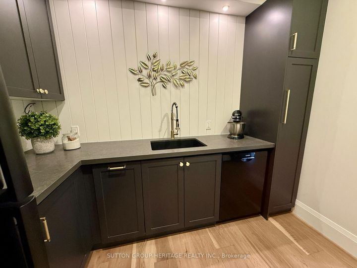 Photo 11 at 16 Coulcliff Boulevard, Port Perry, Scugog