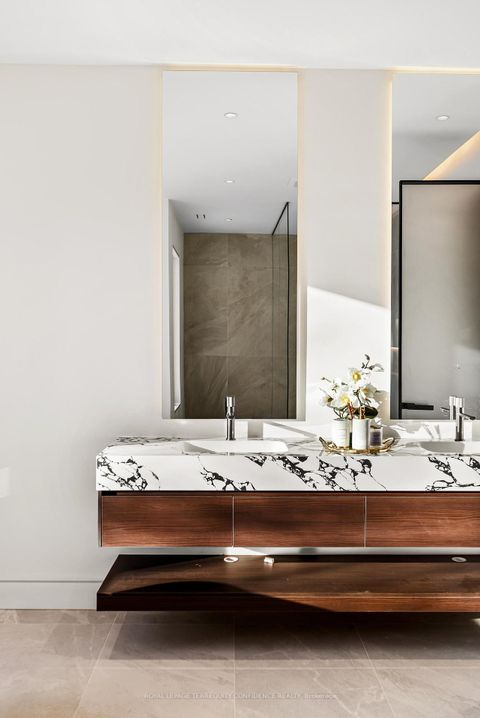 Photo 24 at 281 Kerrybrook Drive, Mill Pond, Richmond Hill