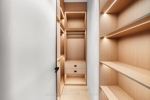 Photo 31 at 281 Kerrybrook Drive, Mill Pond, Richmond Hill