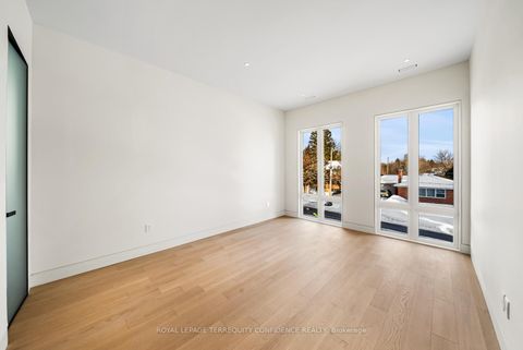 Photo 34 at 281 Kerrybrook Drive, Mill Pond, Richmond Hill