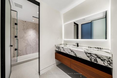 Photo 43 at 281 Kerrybrook Drive, Mill Pond, Richmond Hill