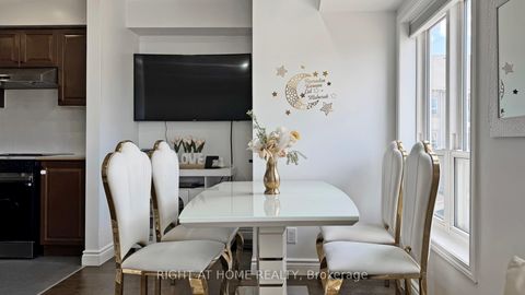 Photo 10 at 325 - 10 Mendelssohn Street, Birchmount, Toronto