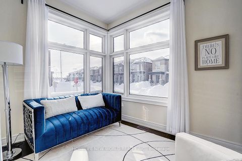 Photo 14 at 2 Hercules Club Drive, Rural Richmond Hill, Richmond Hill