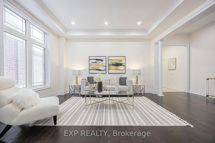 Photo 8 at 95 Chesney Crescent, Kleinburg, Vaughan