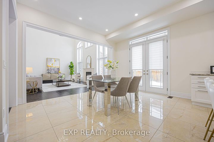 Photo 22 at 95 Chesney Crescent, Kleinburg, Vaughan