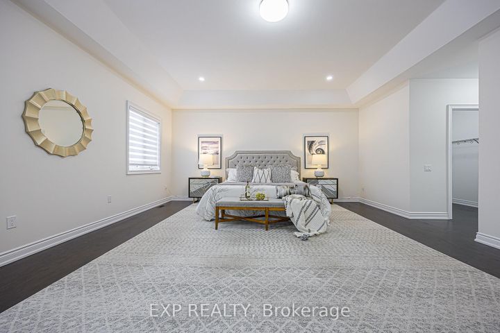 Photo 34 at 95 Chesney Crescent, Kleinburg, Vaughan