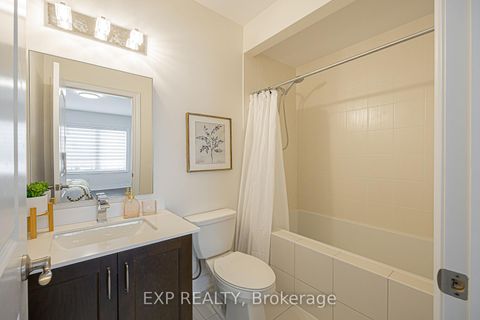 Photo 44 at 95 Chesney Crescent, Kleinburg, Vaughan