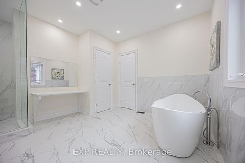 Photo 46 at 95 Chesney Crescent, Kleinburg, Vaughan