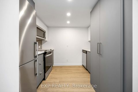 Photo 12 at 219 - 30 Tretti Way, Clanton Park, Toronto