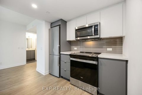 Photo 13 at 219 - 30 Tretti Way, Clanton Park, Toronto