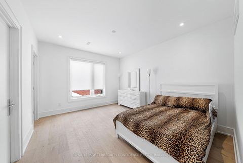 Photo 36 at 85 Crestwood Road, Yorkhill, Vaughan