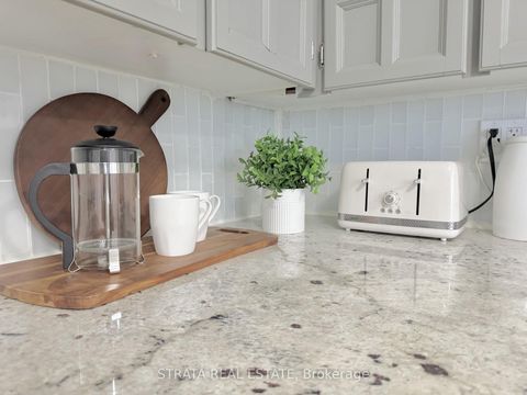 Photo 16 at 203 - 3555 Bathurst Street, Nortown, Toronto