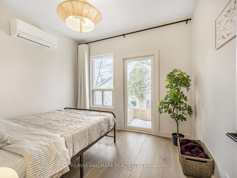 Photo 25 at 40 Fuller Avenue, Roncesvalles, Toronto