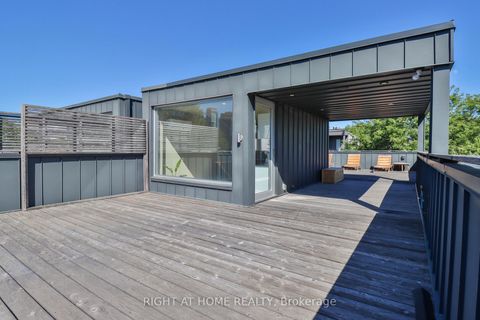 Photo 22 at 18 Mitchell Avenue, Niagara, Toronto