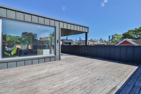 Photo 24 at 18 Mitchell Avenue, Niagara, Toronto