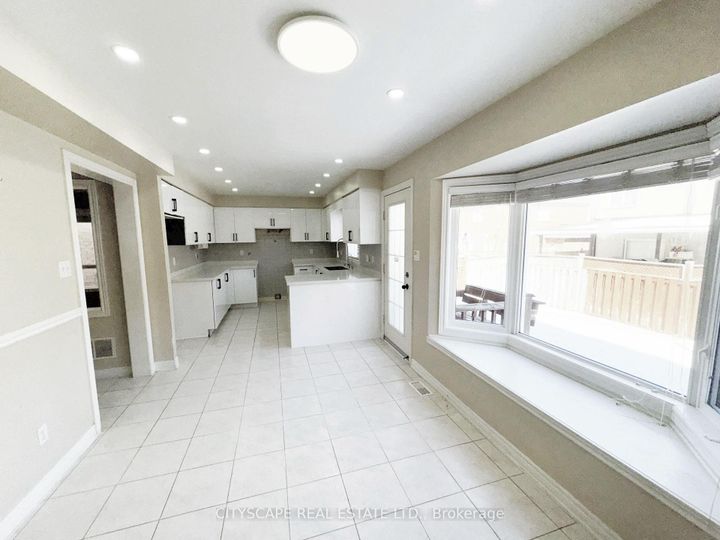 Photo 15 at 127 Barleyfield Road, Wellington, Brampton