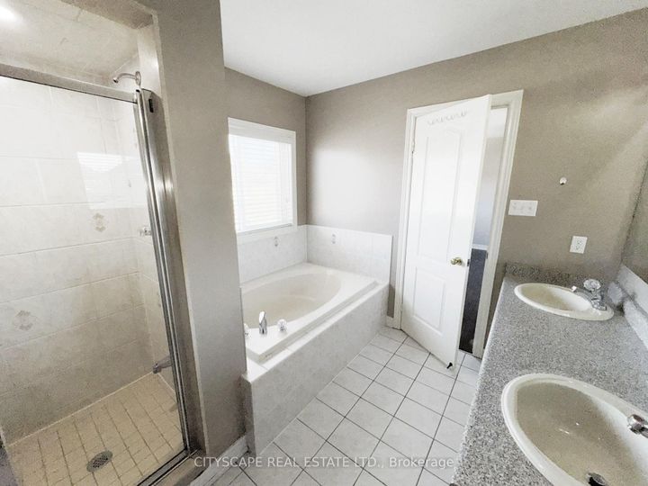 Photo 22 at 127 Barleyfield Road, Wellington, Brampton