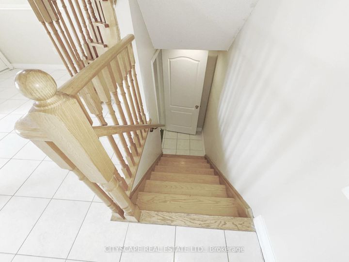 Photo 34 at 127 Barleyfield Road, Wellington, Brampton