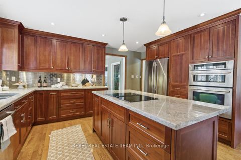 Photo 12 at 21 Stone Sound, Port Perry, Scugog