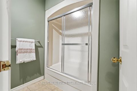 Photo 33 at 21 Stone Sound, Port Perry, Scugog