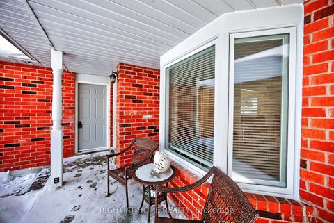Photo 3 at 51 Copeman Crescent, Painswick North, Barrie