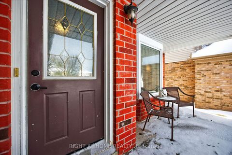 Photo 4 at 51 Copeman Crescent, Painswick North, Barrie