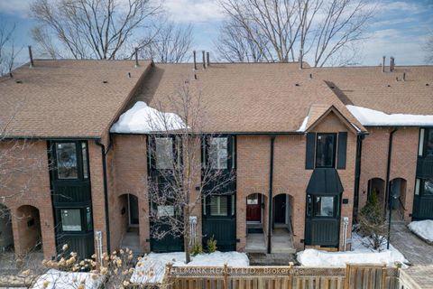 Photo 1 at 17 - 13 Kerr Road, Coxwell, Toronto