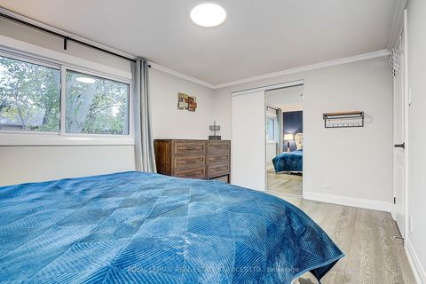 Photo 21 at 23 - 2020 Pharmacy Avenue, L'Amoreaux, Toronto