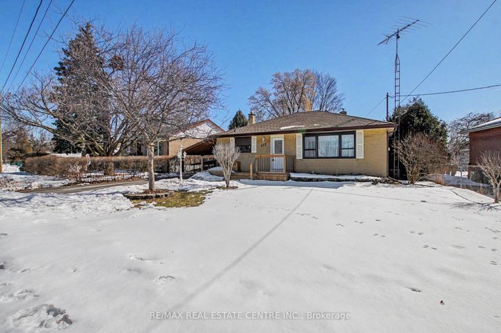 Photo 2 at 112 Anne Boulevard, OM Old Milton, Milton