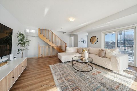 Photo 6 at 40 Porcelain Way, Rolling Acres, Whitby