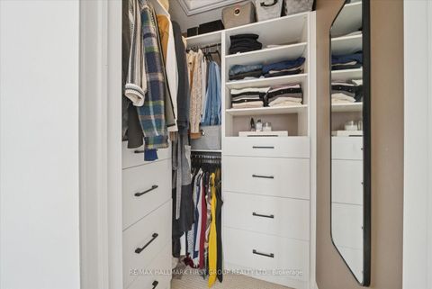 Photo 15 at 40 Porcelain Way, Rolling Acres, Whitby